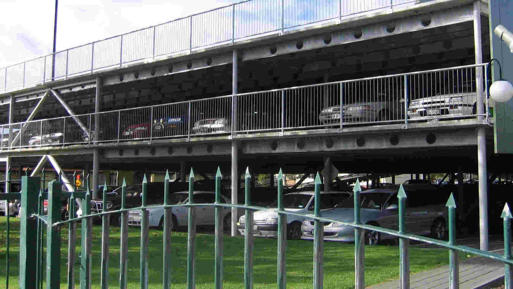 Manukau Institute of Technology Carpark, Auckland